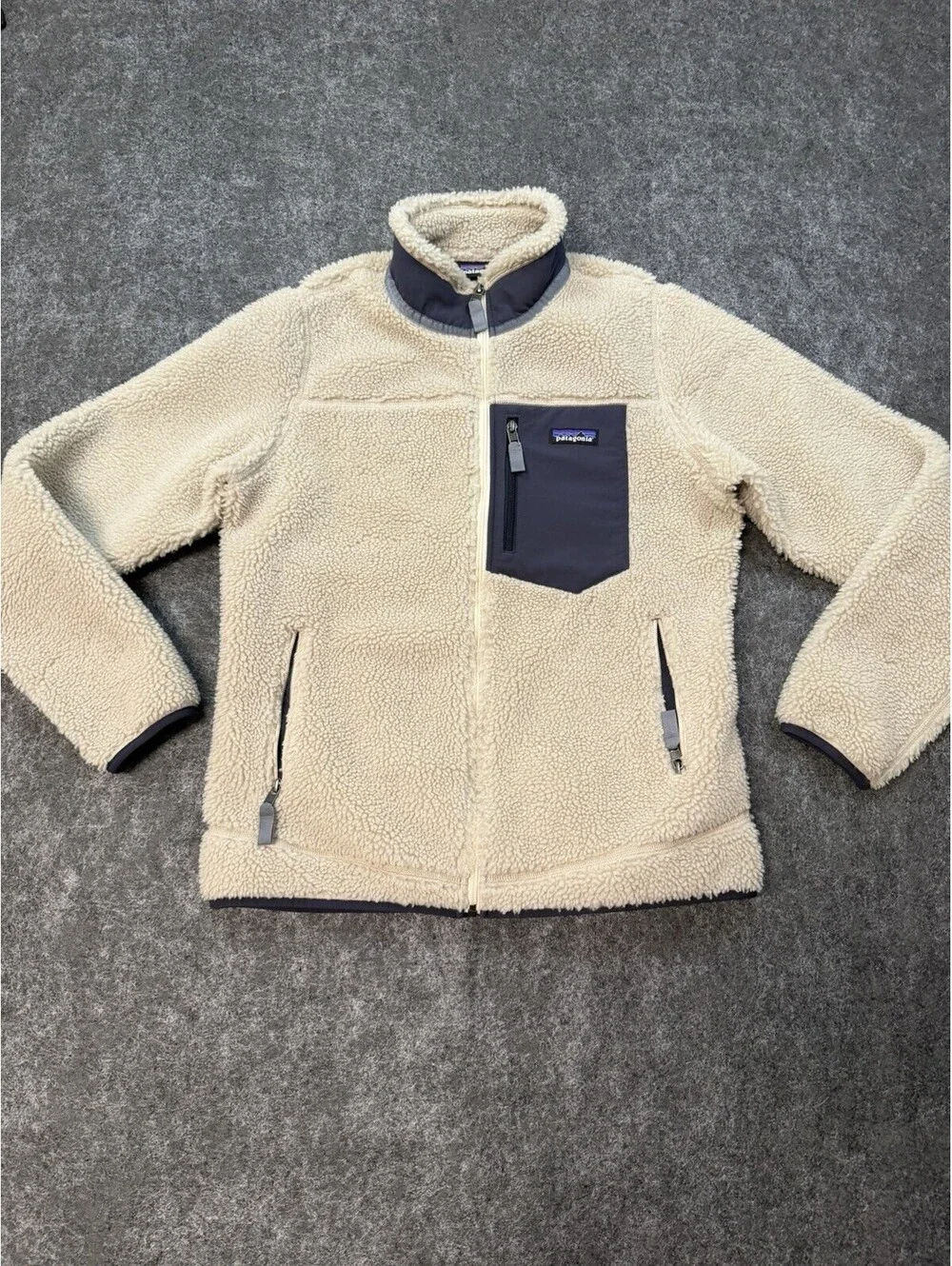 Patagonia Retro Pile Fleece Jacket Men’s M Natural Full Zip Sherpa 23074 FA24